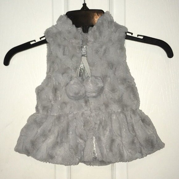 Mud Pie Other - NWOT Soft Faux Fur Vest by Mudpie size Small (12/18 Months)